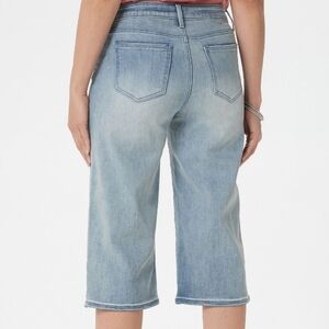 NYDJ Wide Leg Pedal Pusher Jeans .. Size 10